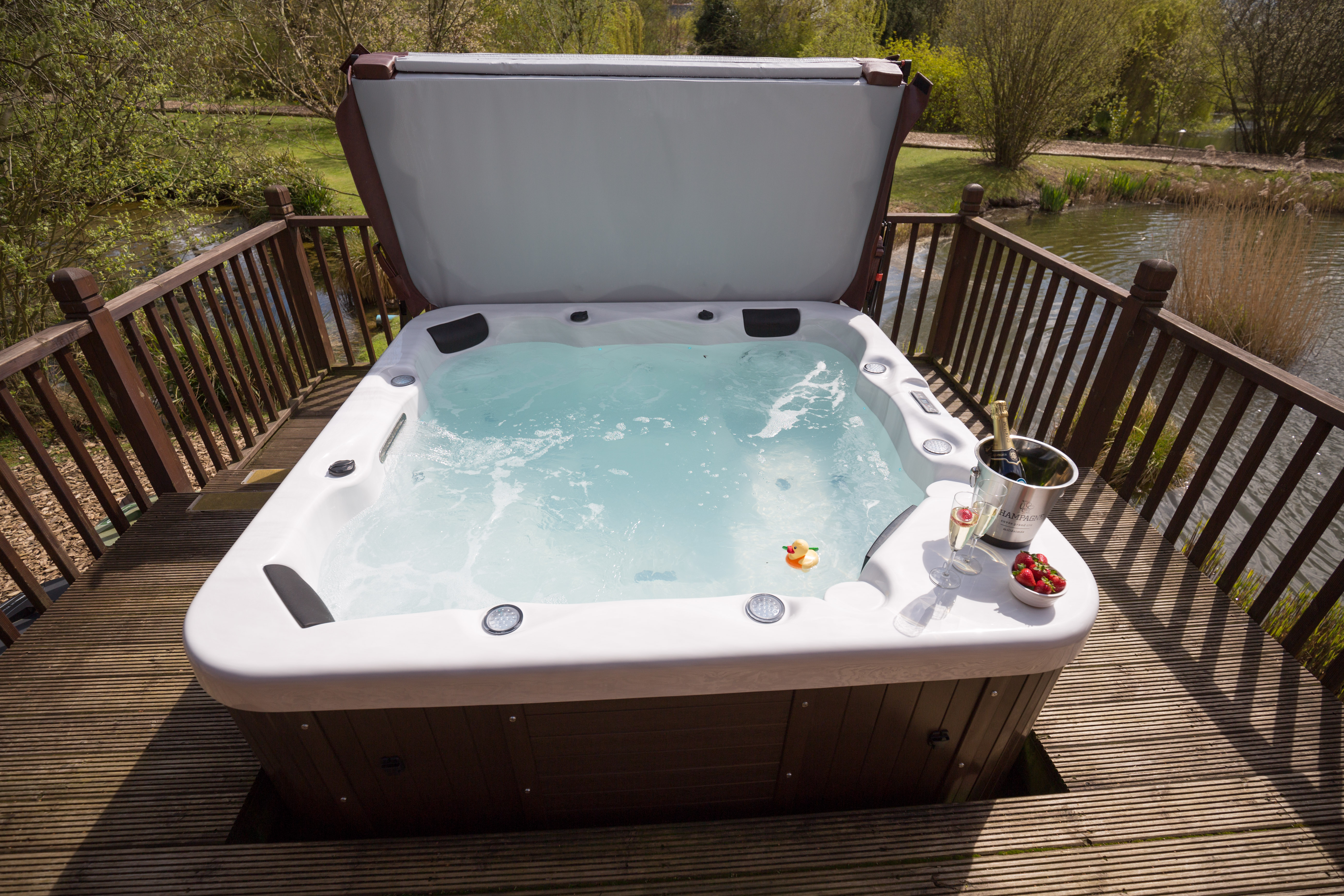 Private Hot Tub at Badwell Ash Holiday Lodges